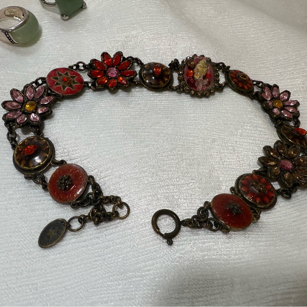 Vintage Floral Red Bracelet
